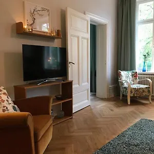 Artistic And Light 2 In Sofo 65sqm Apartment